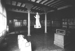 Sala principal amb l’Asclepi del museu arqueològic d’Empúries