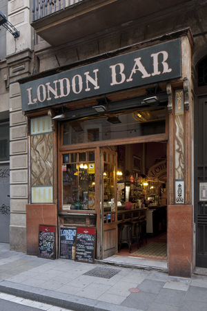 London Bar (1)
