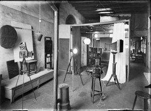 Laboratori i estudi fotogràfic de Joan Artigues.