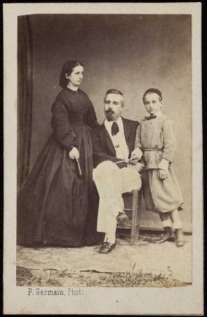 Lluís Villavecchia i Busquets, Marieta Sagnier i el seu fill Ignasi Villavecchia i Sagnier.