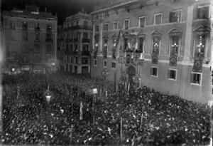 Arribada dels diputats de Minoria Catalana catalans després de l'aprovació de l'Estatut