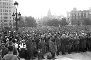 Primera missa de campanya després de l'ocupació de Barcelona per l'exèrcit nacional.