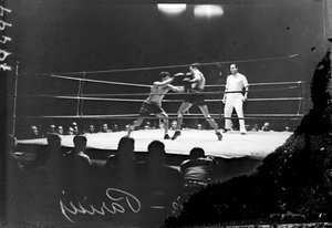 Combat de boxa disputat entre Julián Echevarria i Parisis