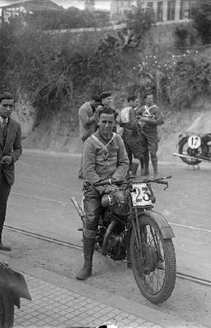 Fernando Aranda a una cursa motociclista