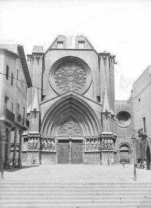 Façana principal de la catedral basílica de Santa Maria de Tarragona