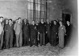 Lluís Companys amb una delegació de periodistes francesos al palau de la Generalitat, a Barcelona