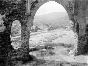 Arc ogival de l'esglèsia vella de Sant Vicenç a Tossa de Mar