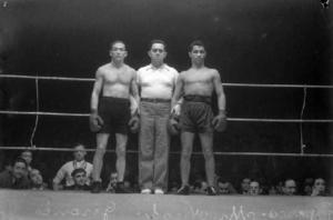 Josep Gironès i el rumà Lucian Popescu abans de disputar un combat de boxa
