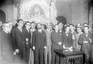 Francesc Macià rep tres dels nous ministres del govern provisional de la República
