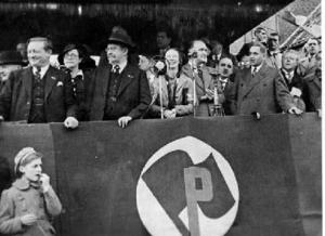Émile Vandervelde presidint un acte de suport i recaptació de diners per a l'Espanya Republicana, a Brussel·les