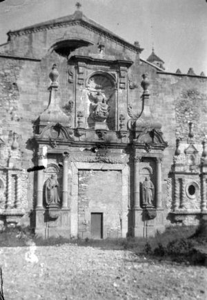 Façana barroca del Monestir de Santa Maria de Poblet