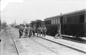 Custòdia de trens a una estació durant la vaga de ferroviaris de la Companyia del Nord