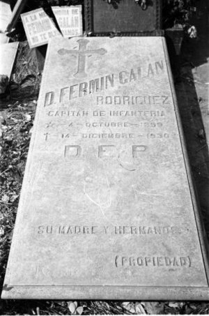 Tomba del capità Fermín Galán i combatents republicans telègrafs al front d'Aragó