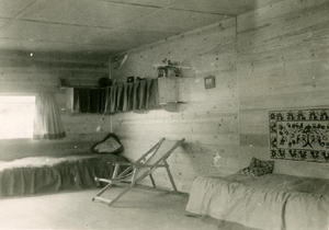 Dormitori del pavelló de la masia Can Surell