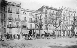 Diversos edificis al passeig de Gràcia.