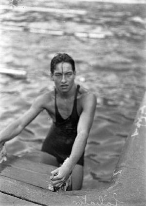 El nedador Francisco Sabater del Club Natació Barcelona
