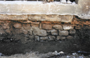 Memòria del seguiment arqueològic realitzat a la plaça de la Pietat de Vic (Osona), del 3 al 7 de març de 1997