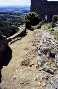 Memória de la intervenció arqueològica duta a terme al Castell de Gelida (Alt Penedès)