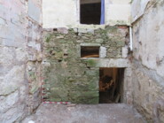 Intervenció arqueològica al c/ dels Valls, 30 - Pl. De Santa Maria, 3