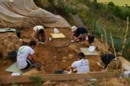 Memòria de les excavacions arqueològiques al jaciment a l'aire lliure de Montlleó.