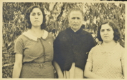 Catalina Martorell i les seves filles.Mancor