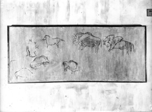 Reproducció d'una pintura rupestre e la cova de Santimamiñe.