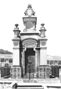 Mausoleu del Marquès de Robert (1)