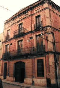 Casa al Carrer Anselm Clavé, 18 (1)