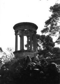 Templet al Parc de Can Vidalet (1)