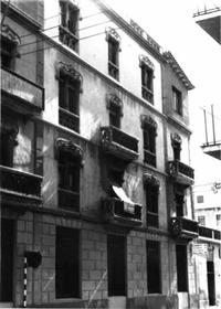 Edifici d'Habitatges al Carrer Apodaca, 30 (1)