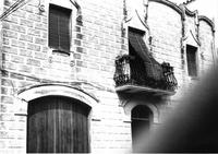 Edifici al Carrer de Castell-Ferran, 23 (2)