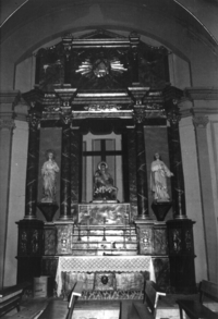 Altars neoclàssics de Sant Pere de Mieres (1)
