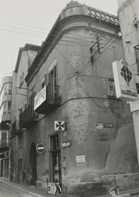 Casa al carrer Prat de la Riba - Baixada de Sant Miquel (17)